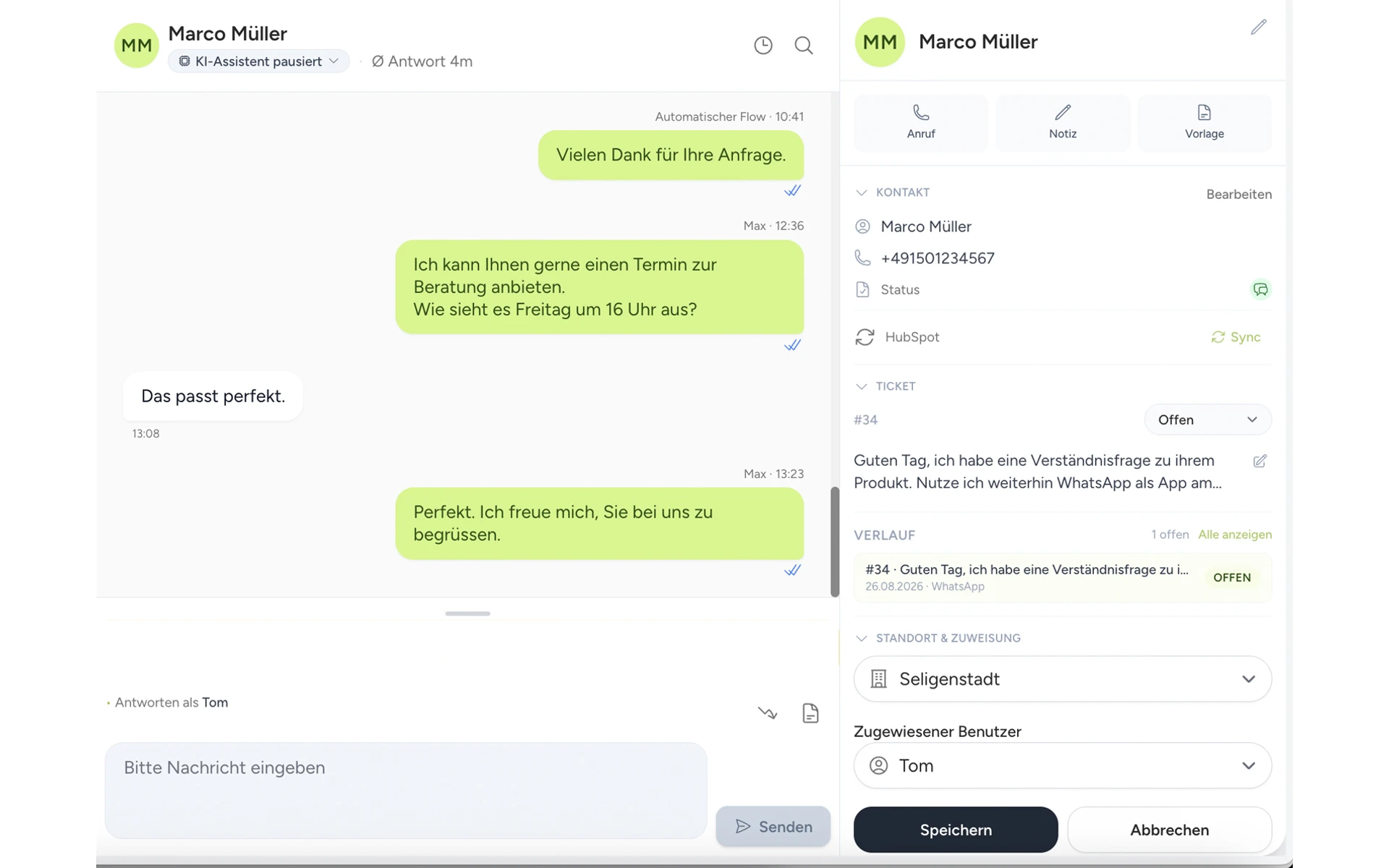 Ein Vorgang in replya mit Nummer, Status, Standort und zugewiesener Person neben dem Gesprächsverlauf.
